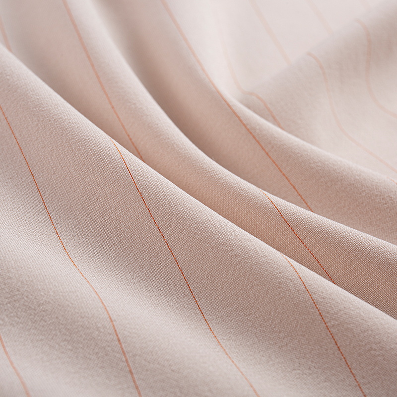 Kain Garis Vertikal Lurex Rayon